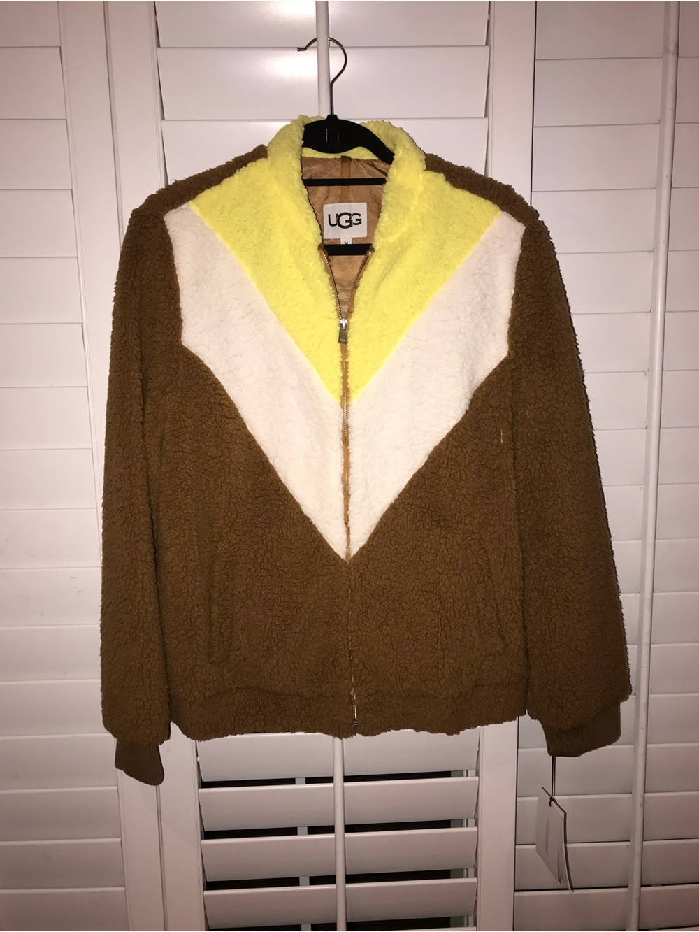 UGG Women’s Annalise Sherpa Jacket NWT Size: M